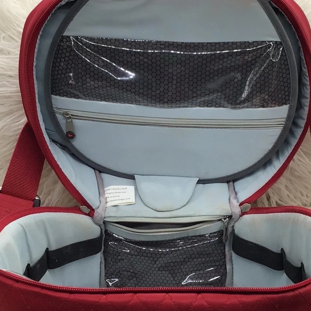 Travelon Red Quilted Toiletry Travel Bag - Picture 3 of 13
